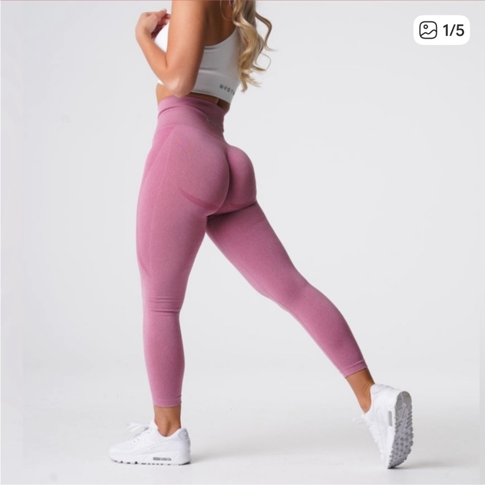 NVGTN Pastel Pink Seamless Leggings